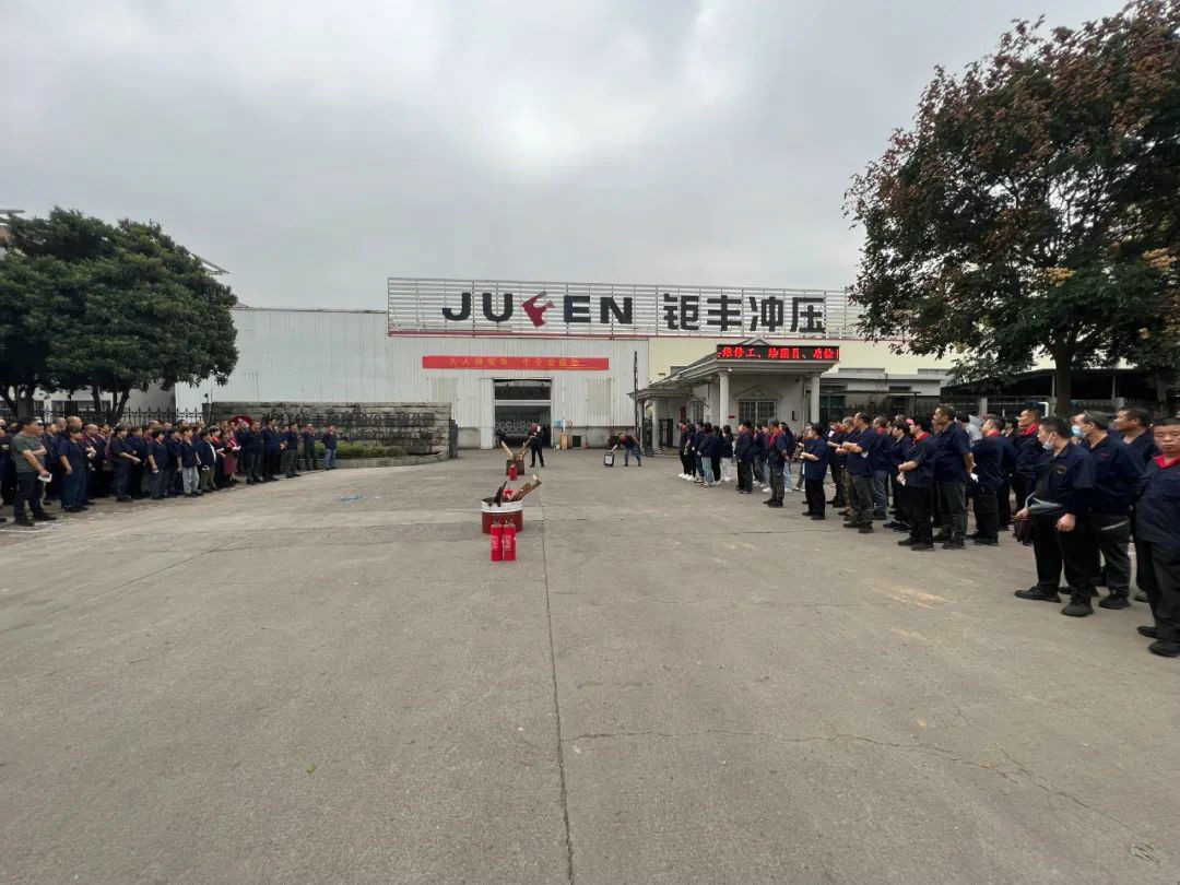 Série de exercícios de combate a incêndio 