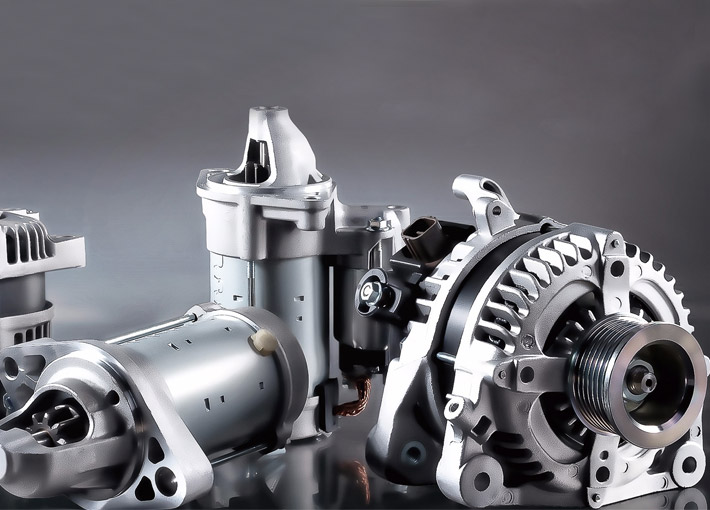 Estator de motor pequeno automotivo e núcleo de rotor