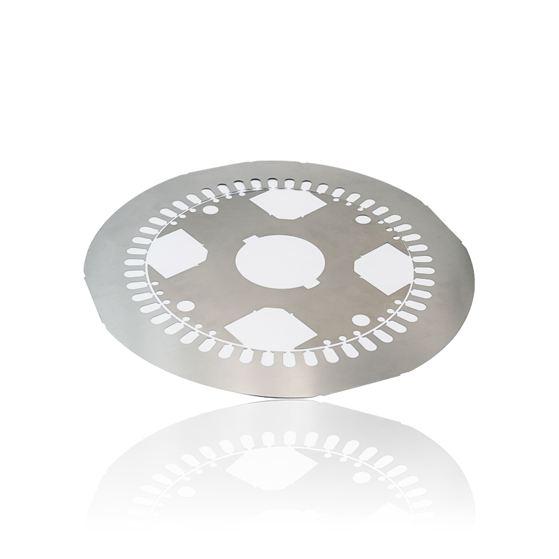 Quais são as principais vantagens de desempenho do uso de um núcleo de estator de motor gerador de veículo elétrico em comparação com projetos de estator convencionais?